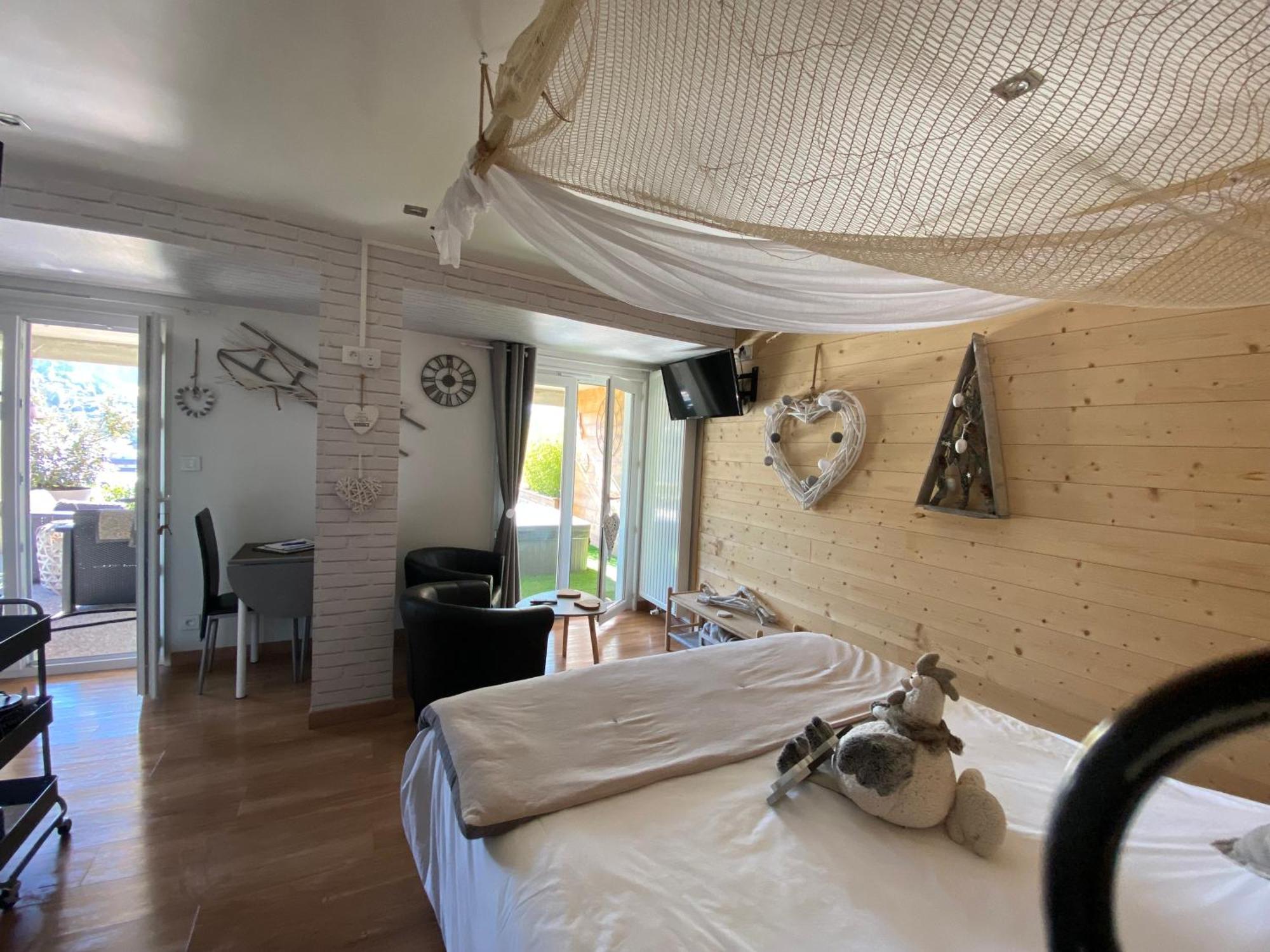 Au Nid Cosy D'Isa A Gerardmer Vosges - Spas Privatifs Екстериор снимка